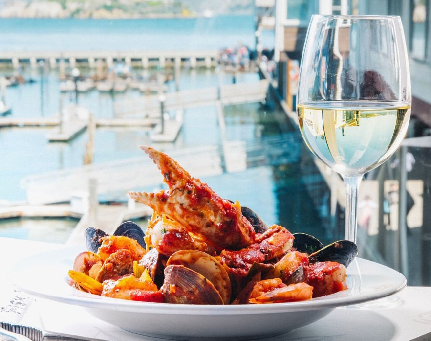A bowl of the best cioppino in San Francisco at Crab House