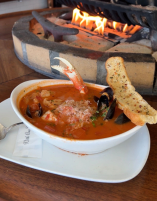 A bowl of the best cioppino in San Francisco at Crab House 